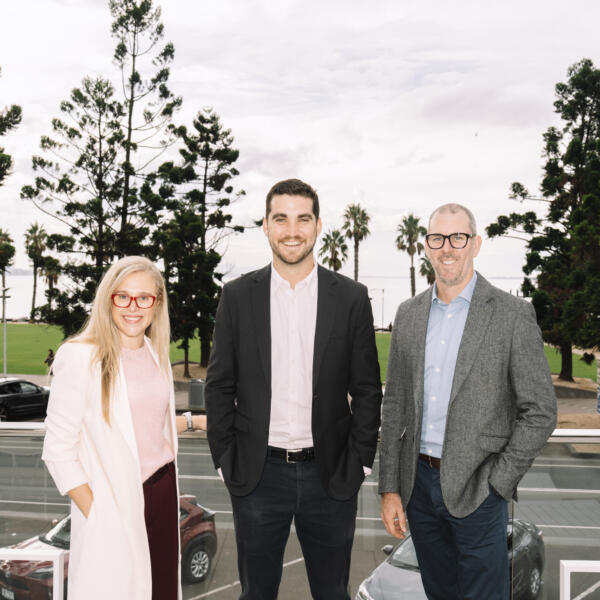 Ga Kristi Clapinski, Scott Bear, Zac Lewis